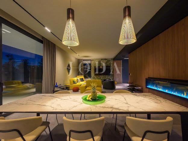 Hiša Grožnjan, 300m2