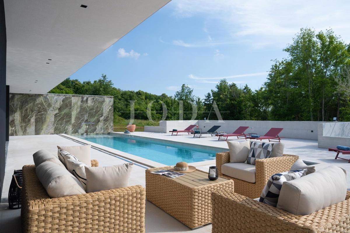 Hiša Grožnjan, 300m2