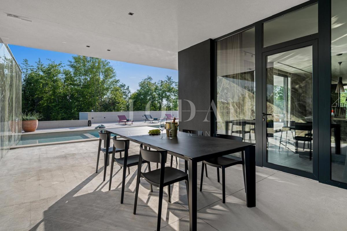 Hiša Grožnjan, 300m2