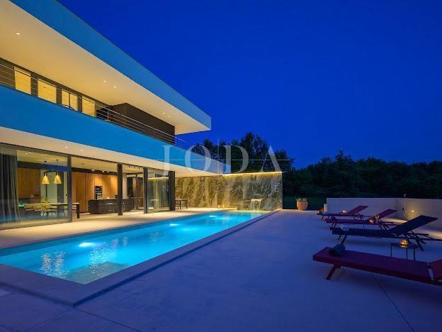 Hiša Grožnjan, 300m2