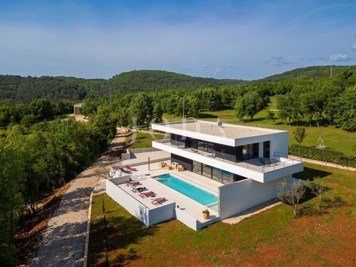 Hiša Grožnjan, 300m2