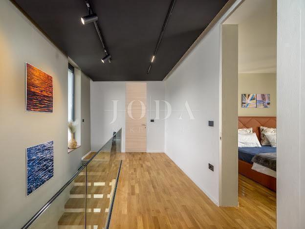 Hiša Grožnjan, 300m2