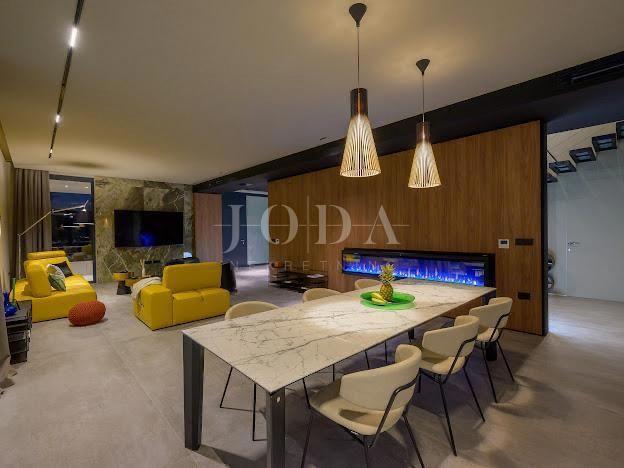 Hiša Grožnjan, 300m2