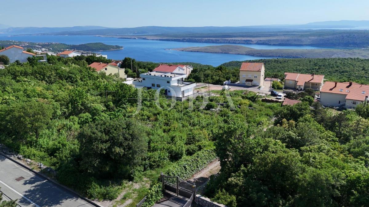 Zemljišče Smrika 1983m2