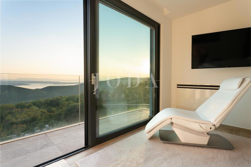 Hiša Crikvenica, 280m2