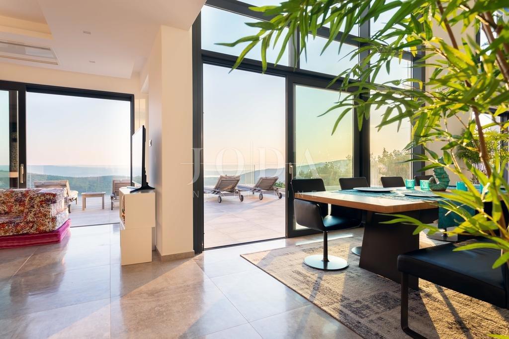 Hiša Crikvenica, 280m2