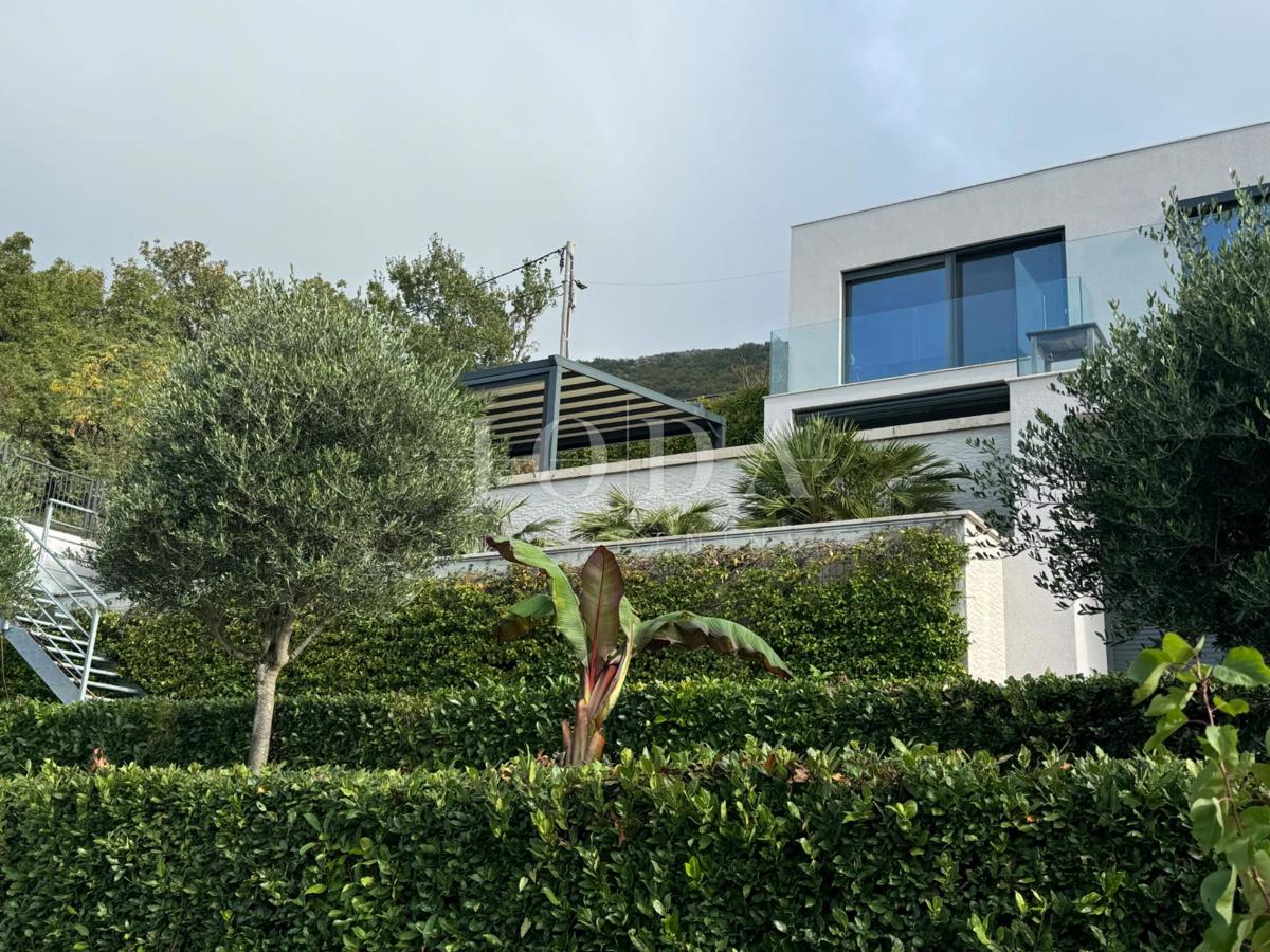 Hiša Crikvenica, 280m2