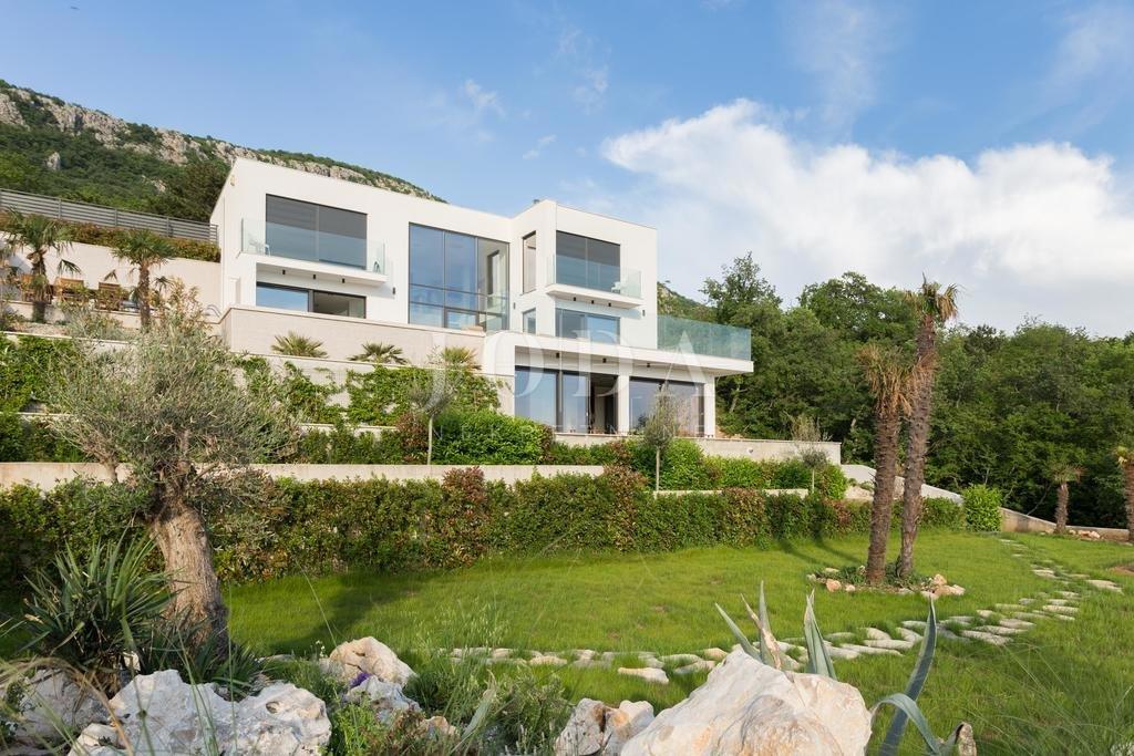 Hiša Crikvenica, 280m2