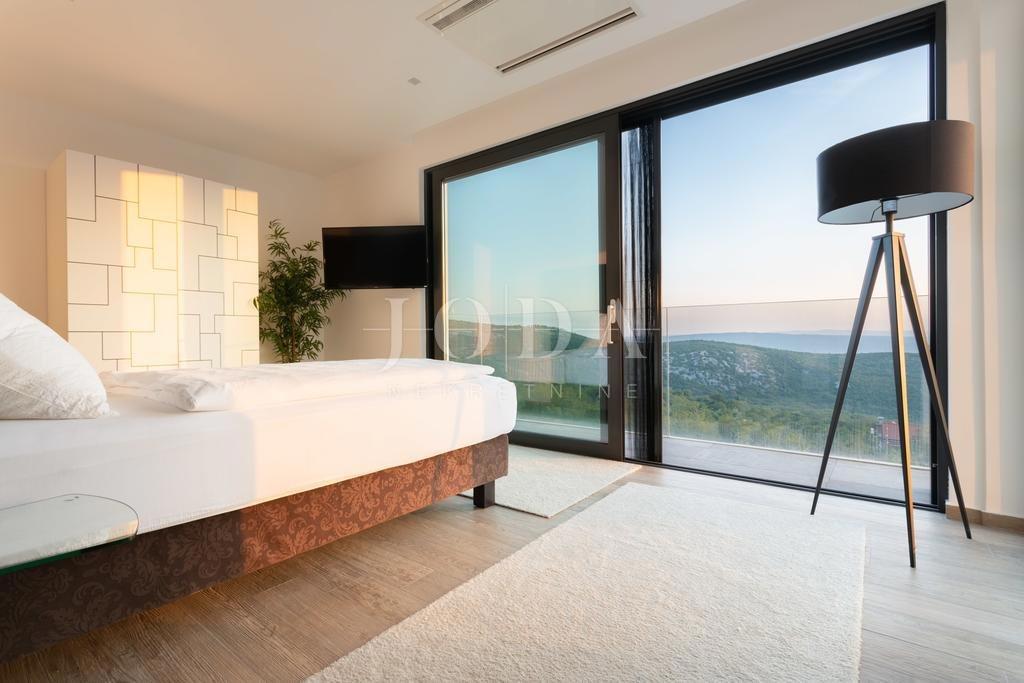 Hiša Crikvenica, 280m2
