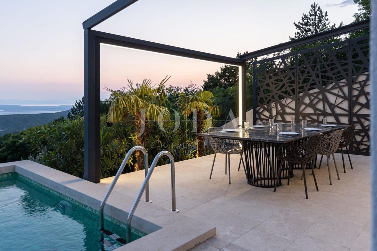 Hiša Crikvenica, 280m2
