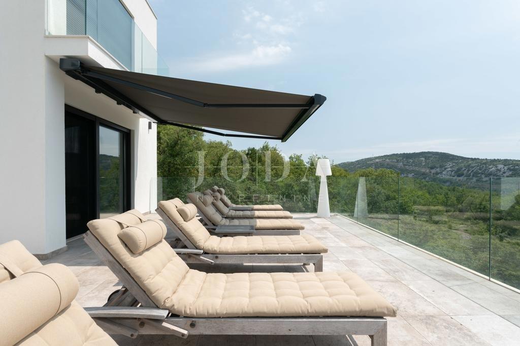 Hiša Crikvenica, 280m2