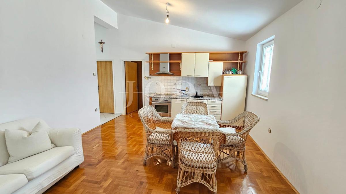 Dramalj – Stanovanje s čudovitim pogledom na morje