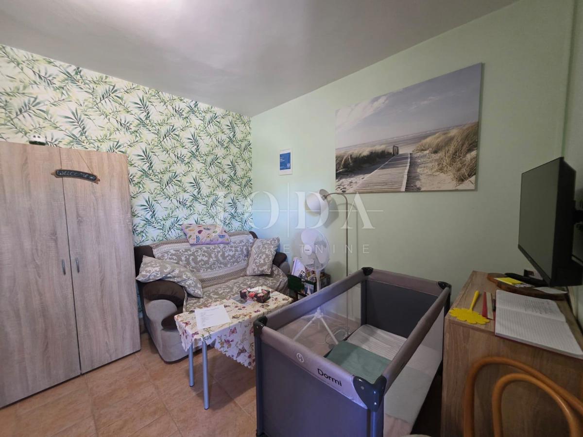 Hiša s 3 stanovanjski enoti