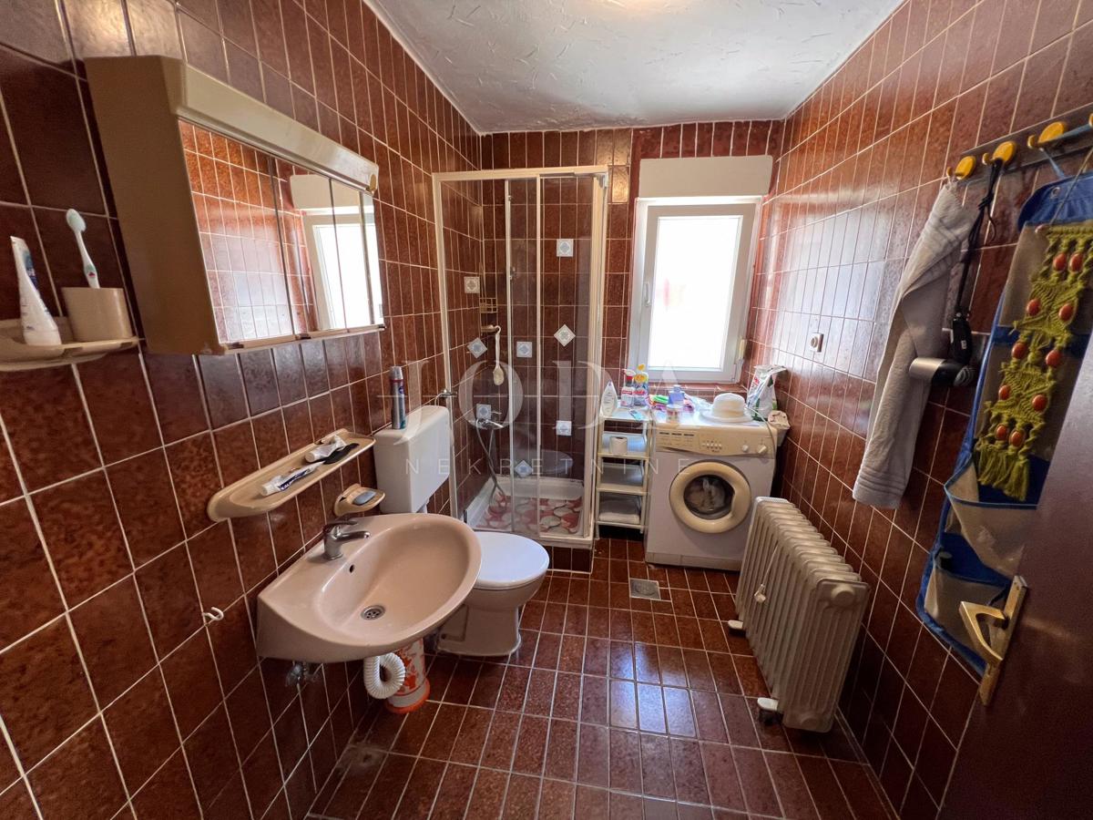 Hiša Jadranovo, Crikvenica, 220m2