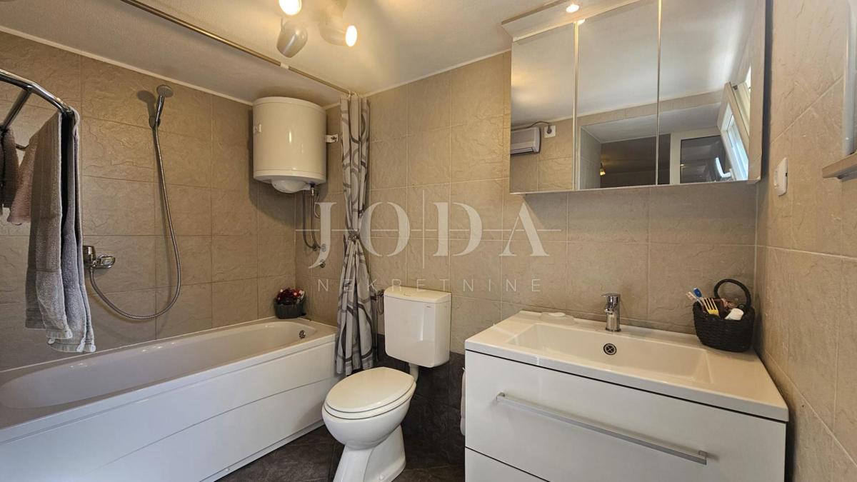 Hiša Klada, Senj, 200m2