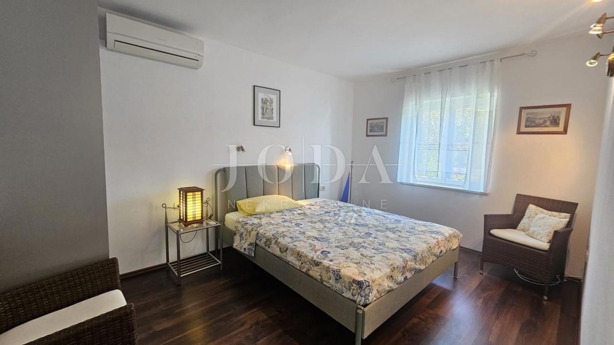 Hiša Klada, Senj, 200m2