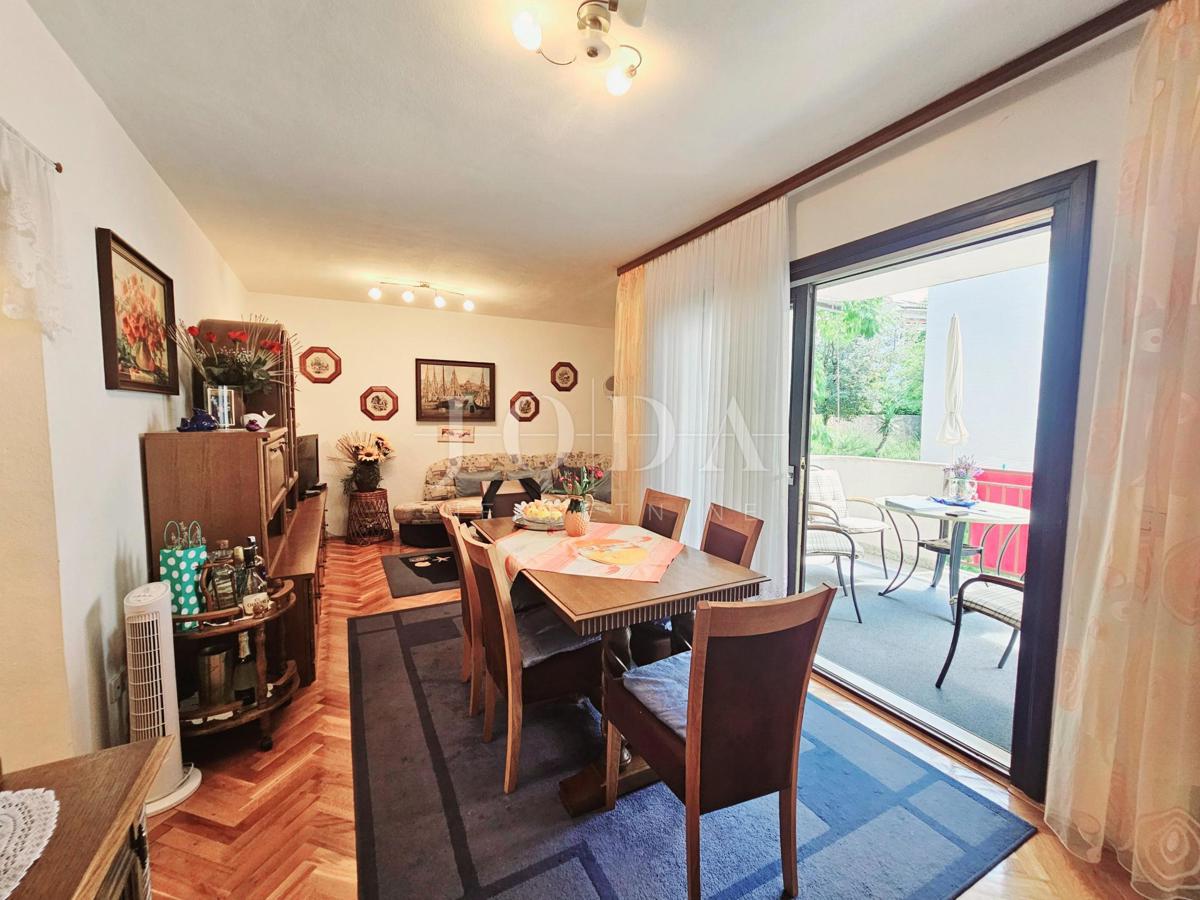 Malinska - apartma blizu centra in morja!