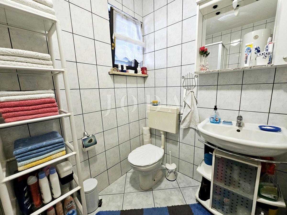 Malinska - apartma blizu centra in morja!