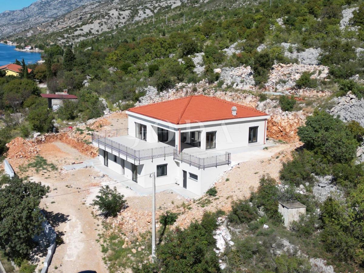 Hiša Lukovo Šugarje, Karlobag, 92m2