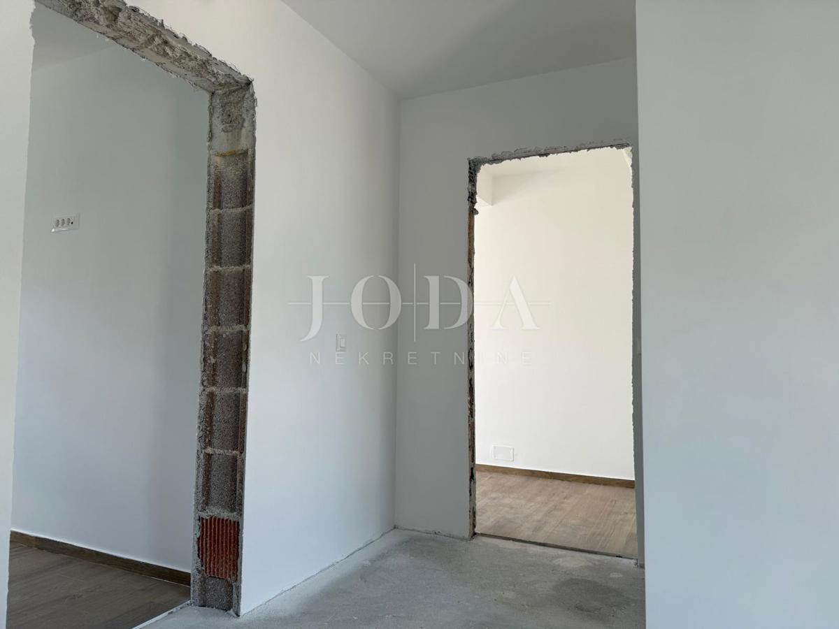 Jadranovo novogradnje 