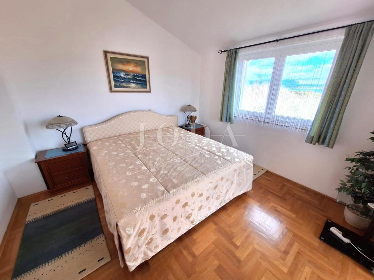 Hiša 200 metrov od morja, Malinska!