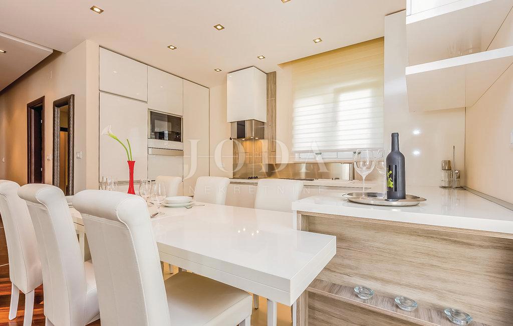 Stanovanje Crikvenica, 90m2