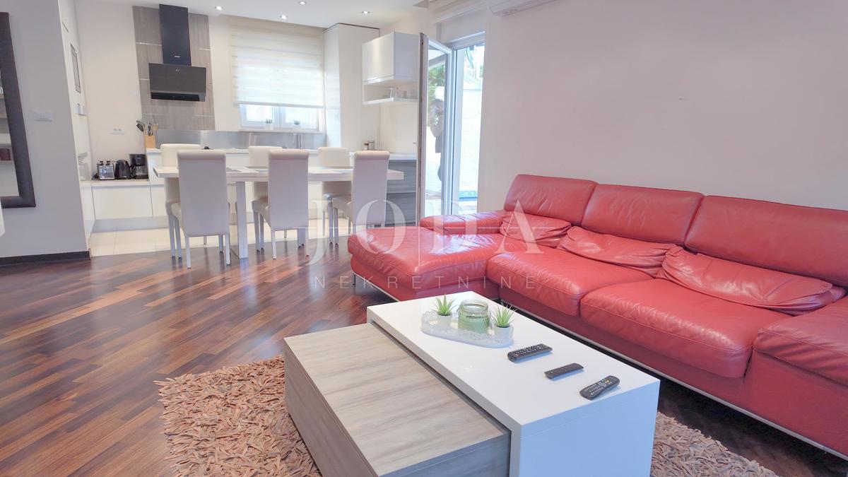 Stanovanje Crikvenica, 90m2