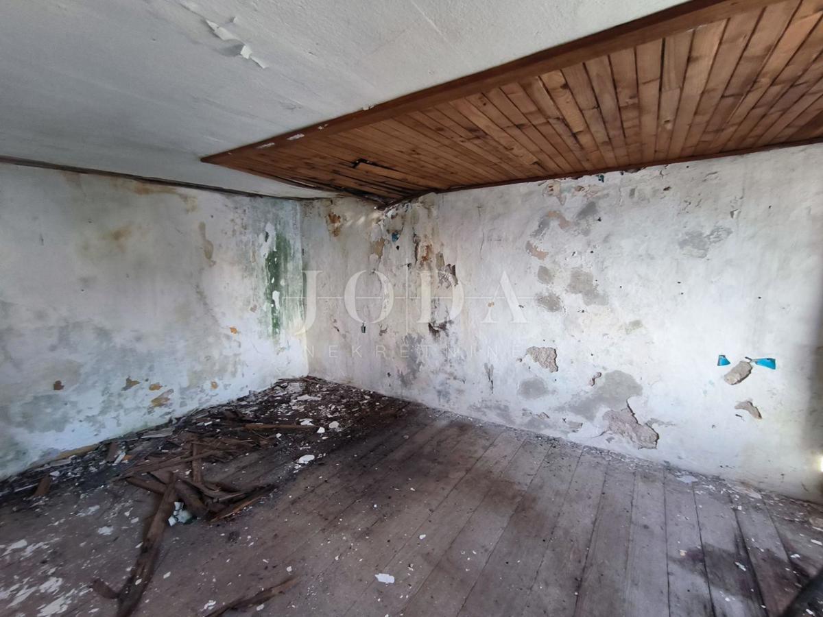 Hiša Barić Draga, Karlobag, kuća na samom moru