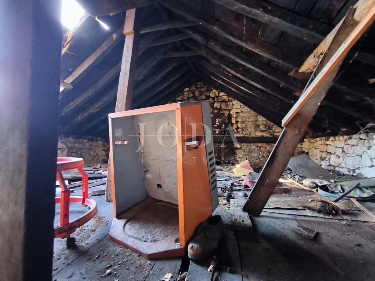 Hiša Barić Draga, Karlobag, kuća na samom moru