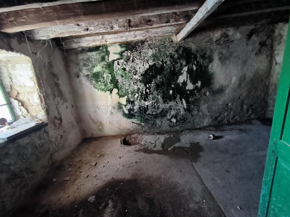 Hiša Barić Draga, Karlobag, kuća na samom moru