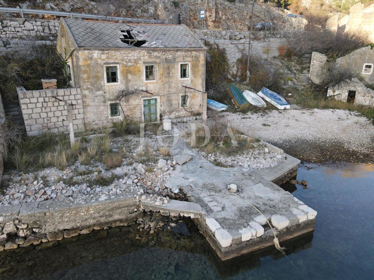 Hiša Barić Draga, Karlobag, kuća na samom moru