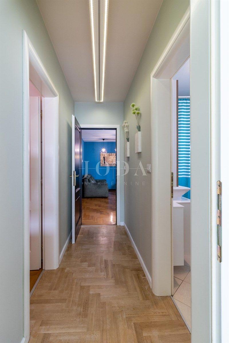 Stanovanje Arsenal, Pula, 69,62m2