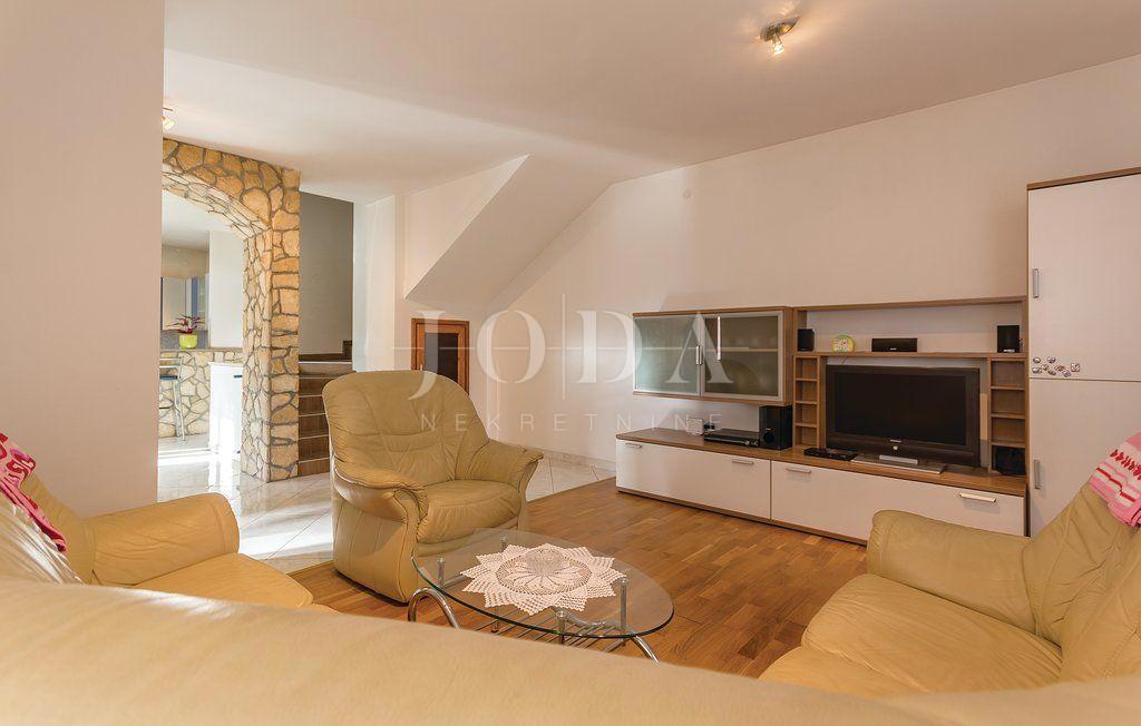 Hiša Plomin, Kršan, 180m2