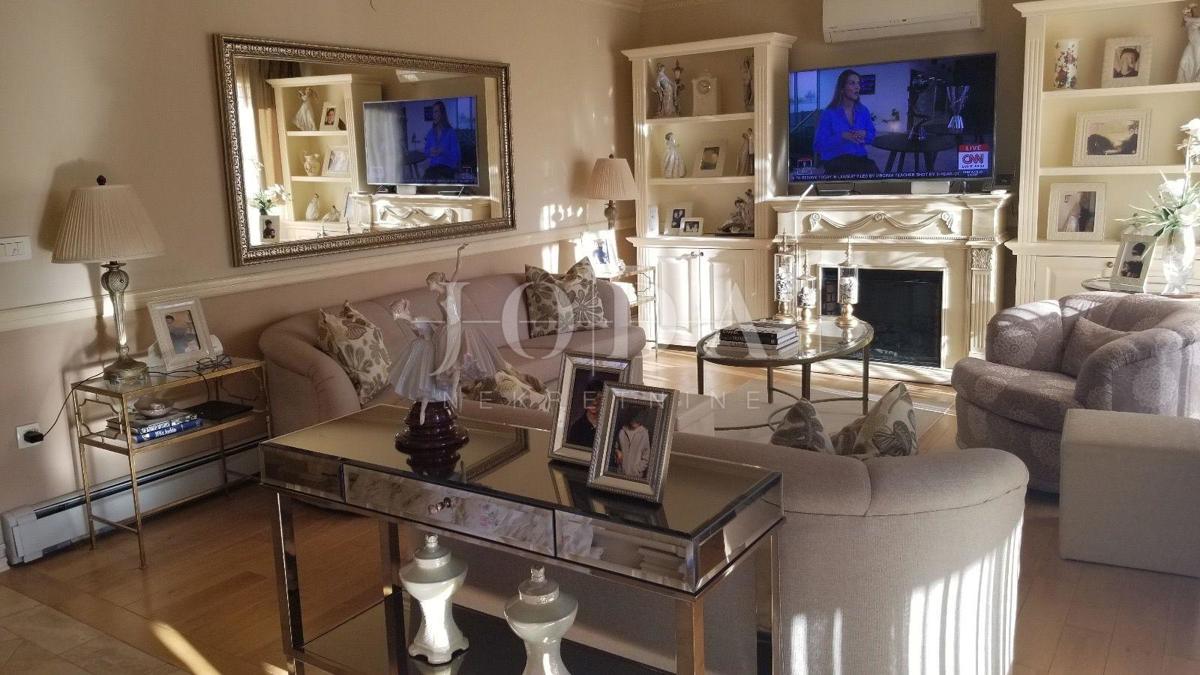 Hiša Rabac, Labin, 493m2