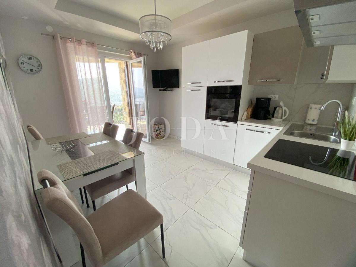 Hiša Rabac, Labin, 493m2