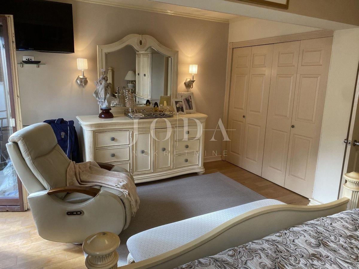 Hiša Rabac, Labin, 493m2