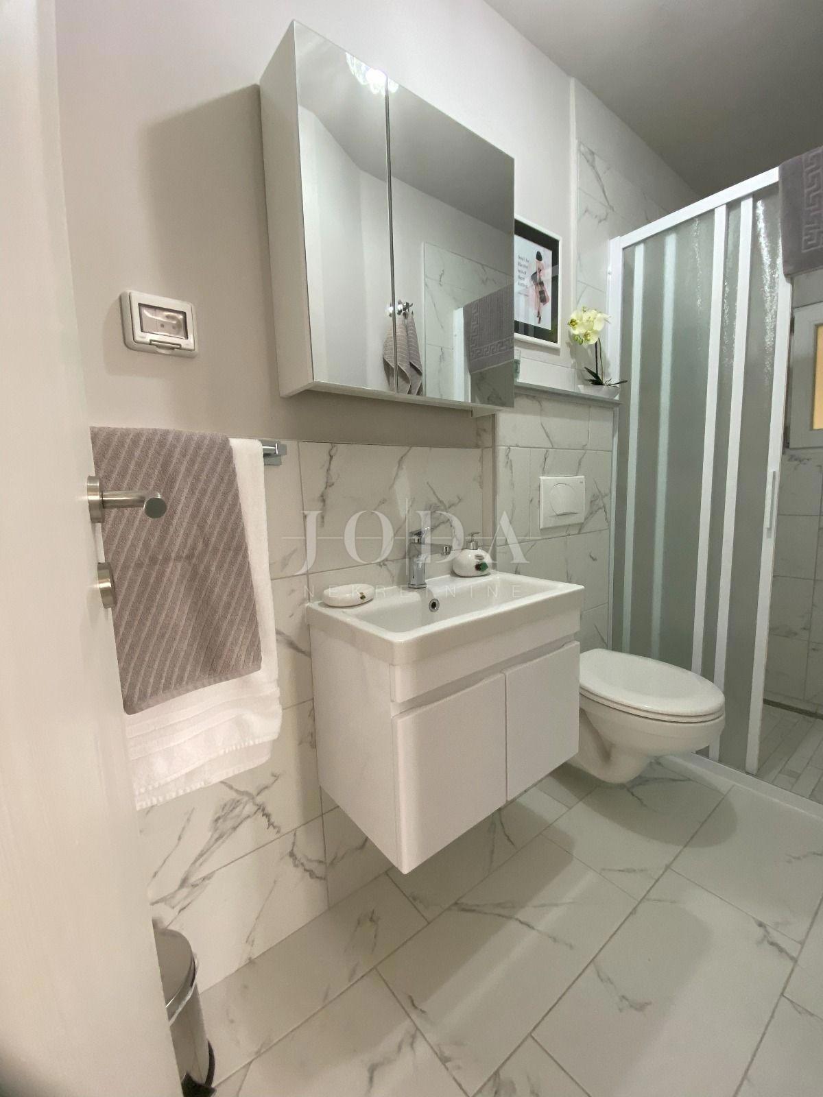 Hiša Rabac, Labin, 493m2