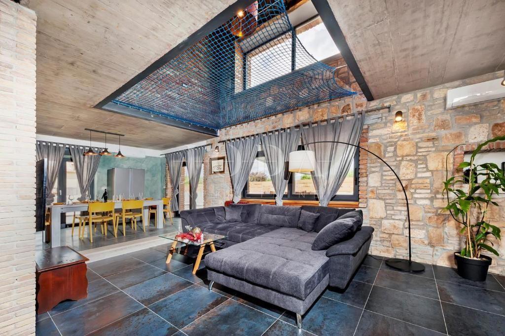 Hiša Kanfanar, 240m2