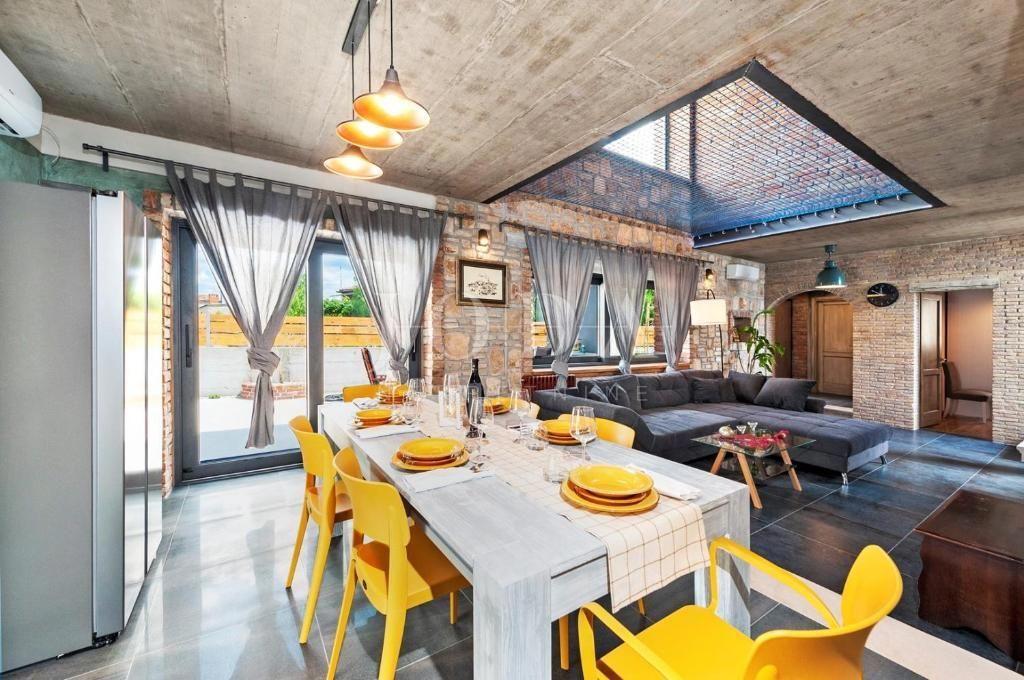 Hiša Kanfanar, 240m2