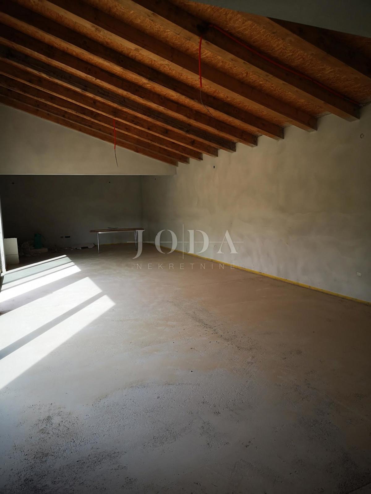 Hiša Grožnjan, 262m2