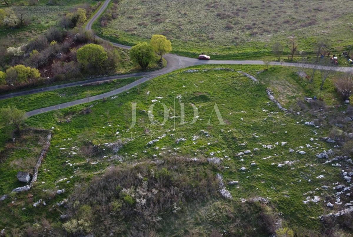 Zemljišče Kršan, 4.034m2