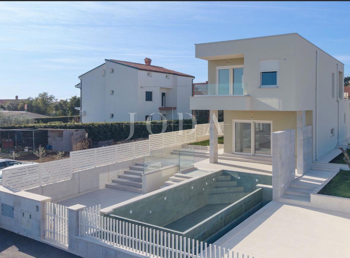 Hiša Ližnjan, 177m2