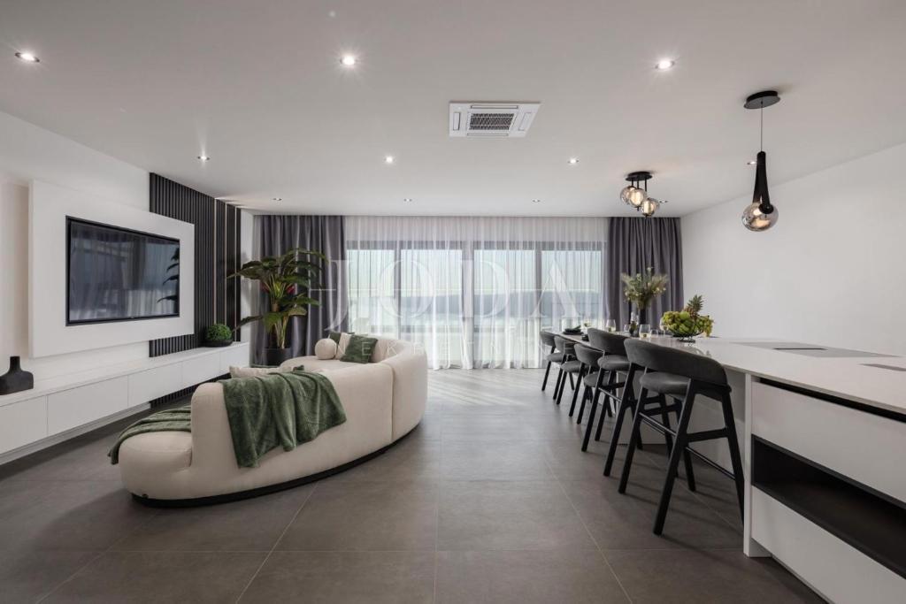 Hiša Crikvenica, 186m2