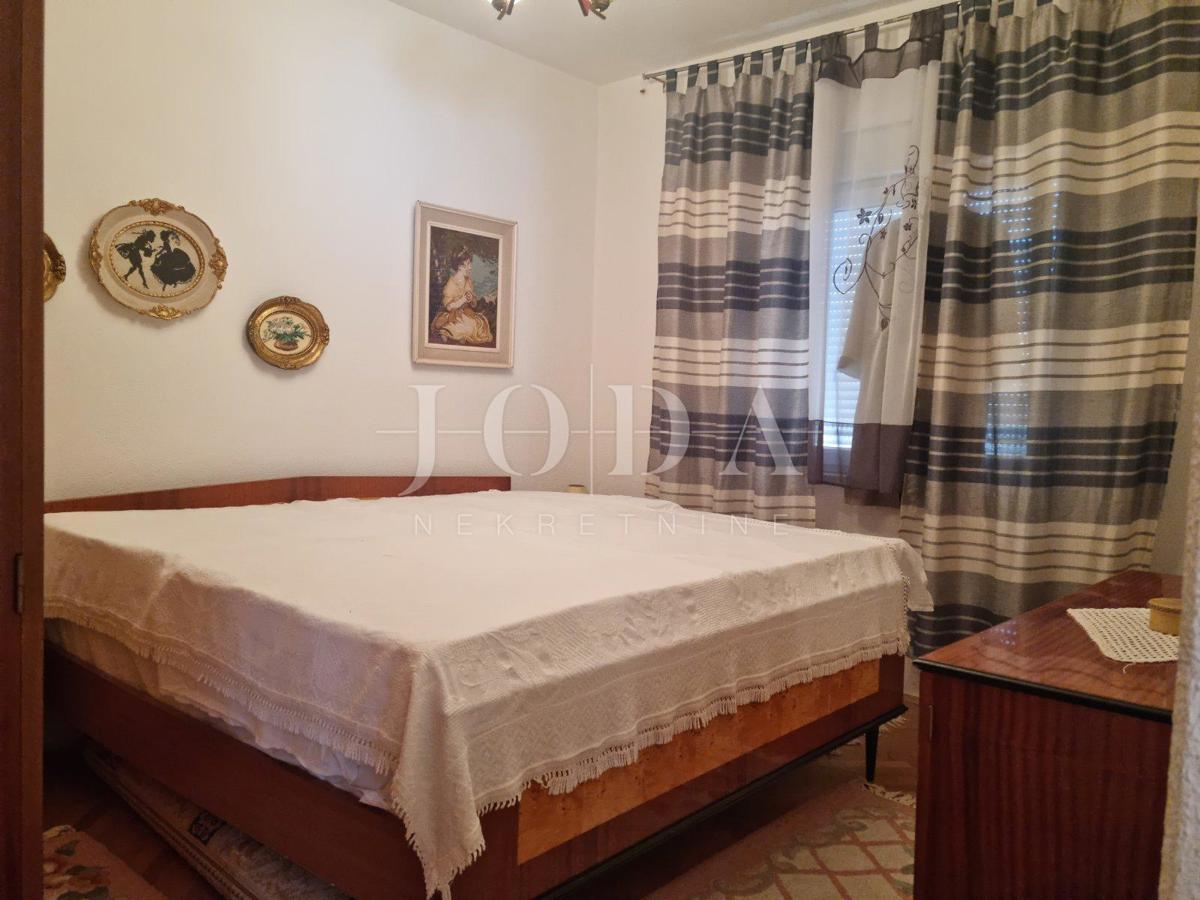 Hiša Novi Vinodolski, 250m2