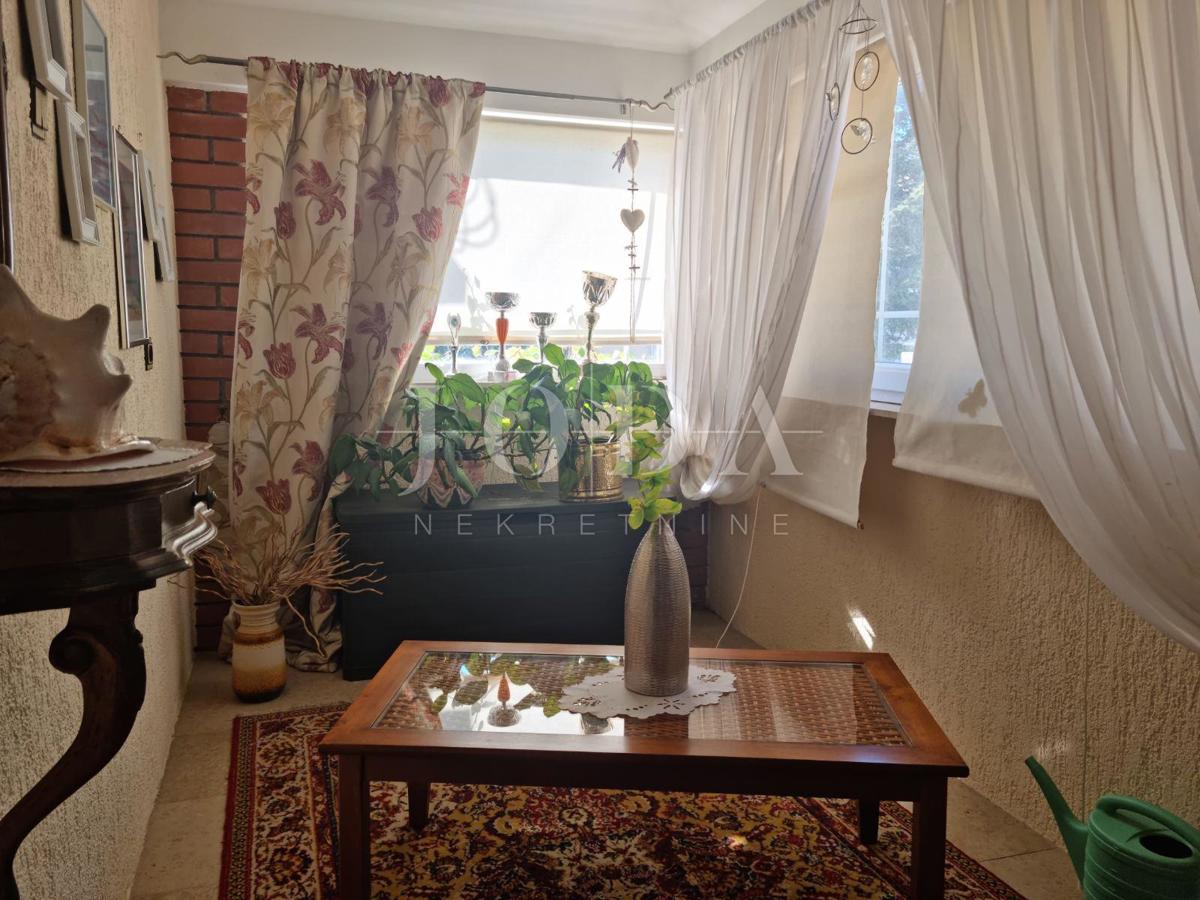 Hiša Novi Vinodolski, 250m2