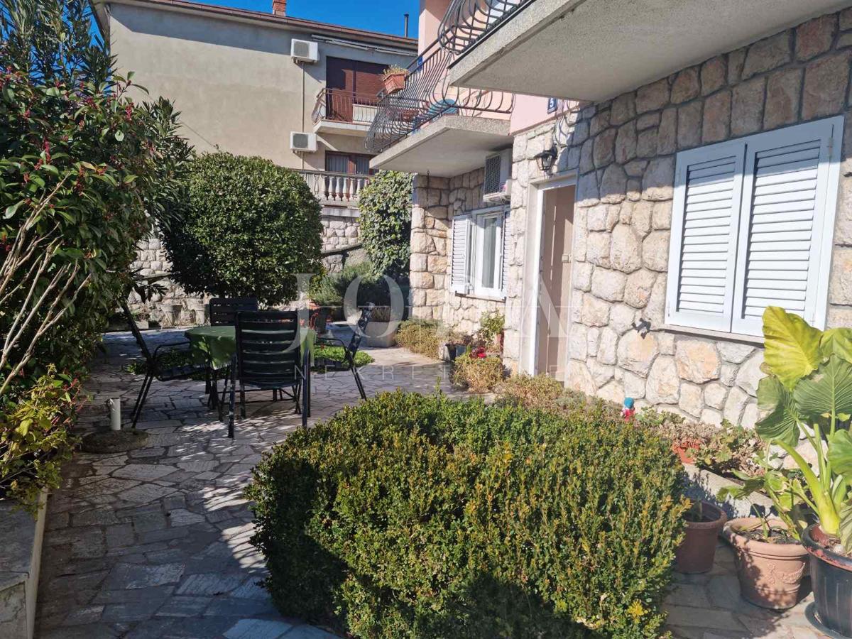 Hiša Novi Vinodolski, 250m2