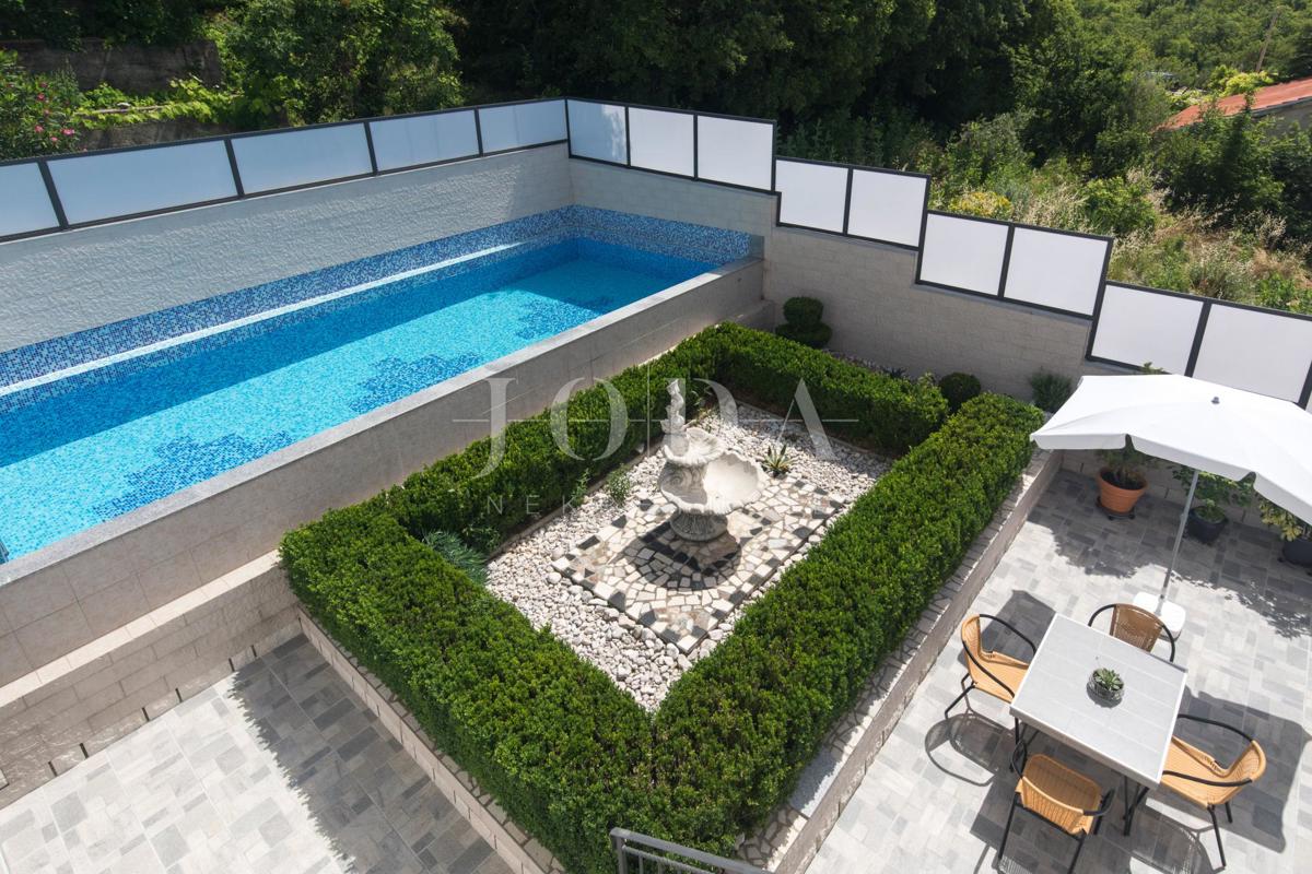 Hiša Crikvenica, 400m2