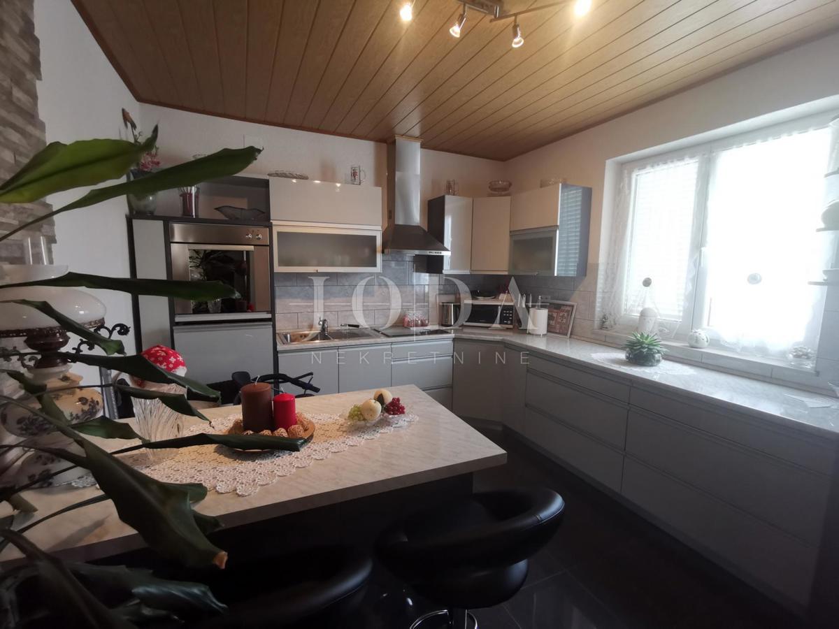 Hiša Crikvenica, 400m2