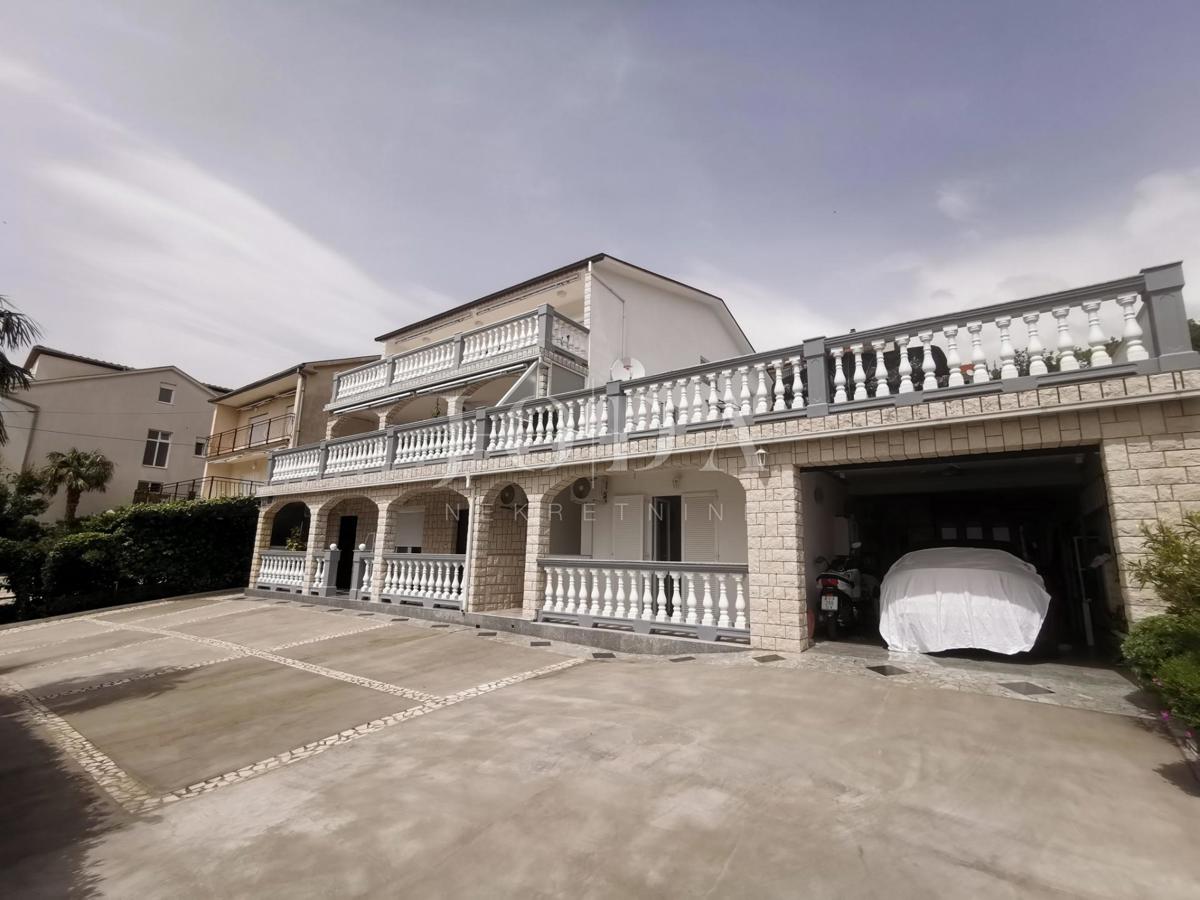 Hiša Crikvenica, 400m2
