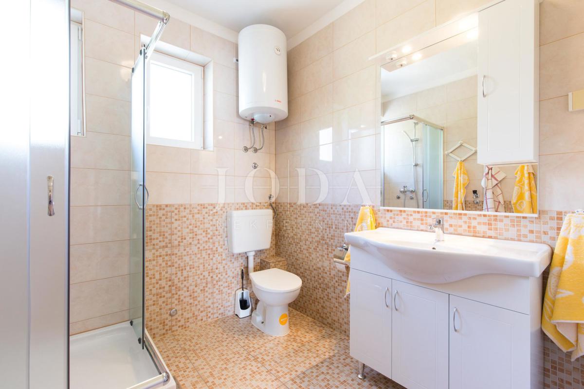 Hiša Crikvenica, 400m2